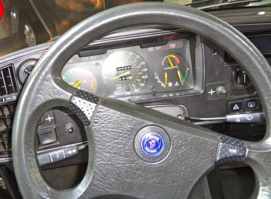  Saab 900 Turbo Limo 1985 года  (фото 5 из 18)